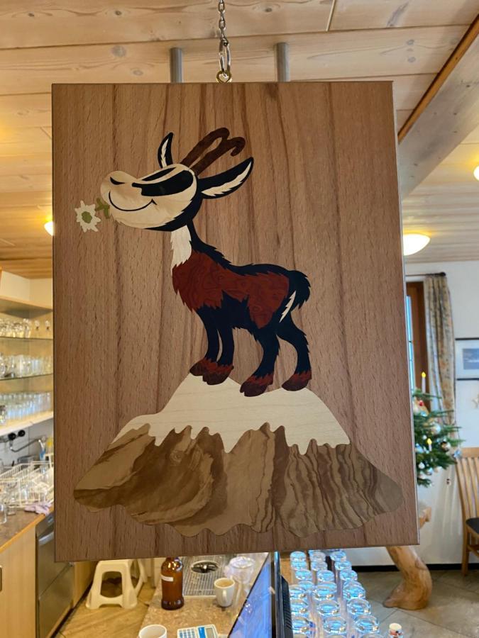 Aparthotel-almgasthaus Gemsli - A Bisal Oesterreich Ueberm Schweizer Rheintal *